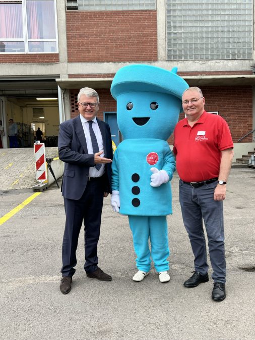 EU-Kommissar Schmit besucht die WaBeQ in Bremen